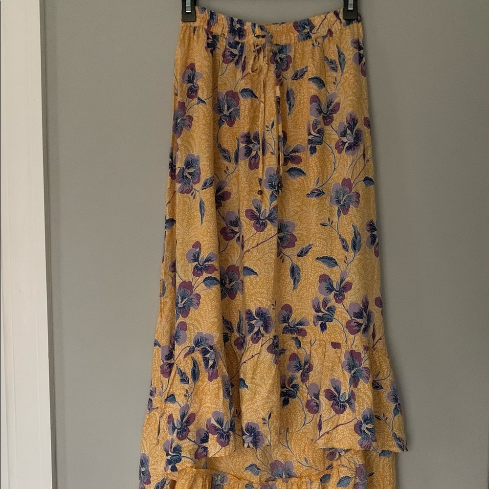 Francesca’s Women’s High Low Floral Skirt